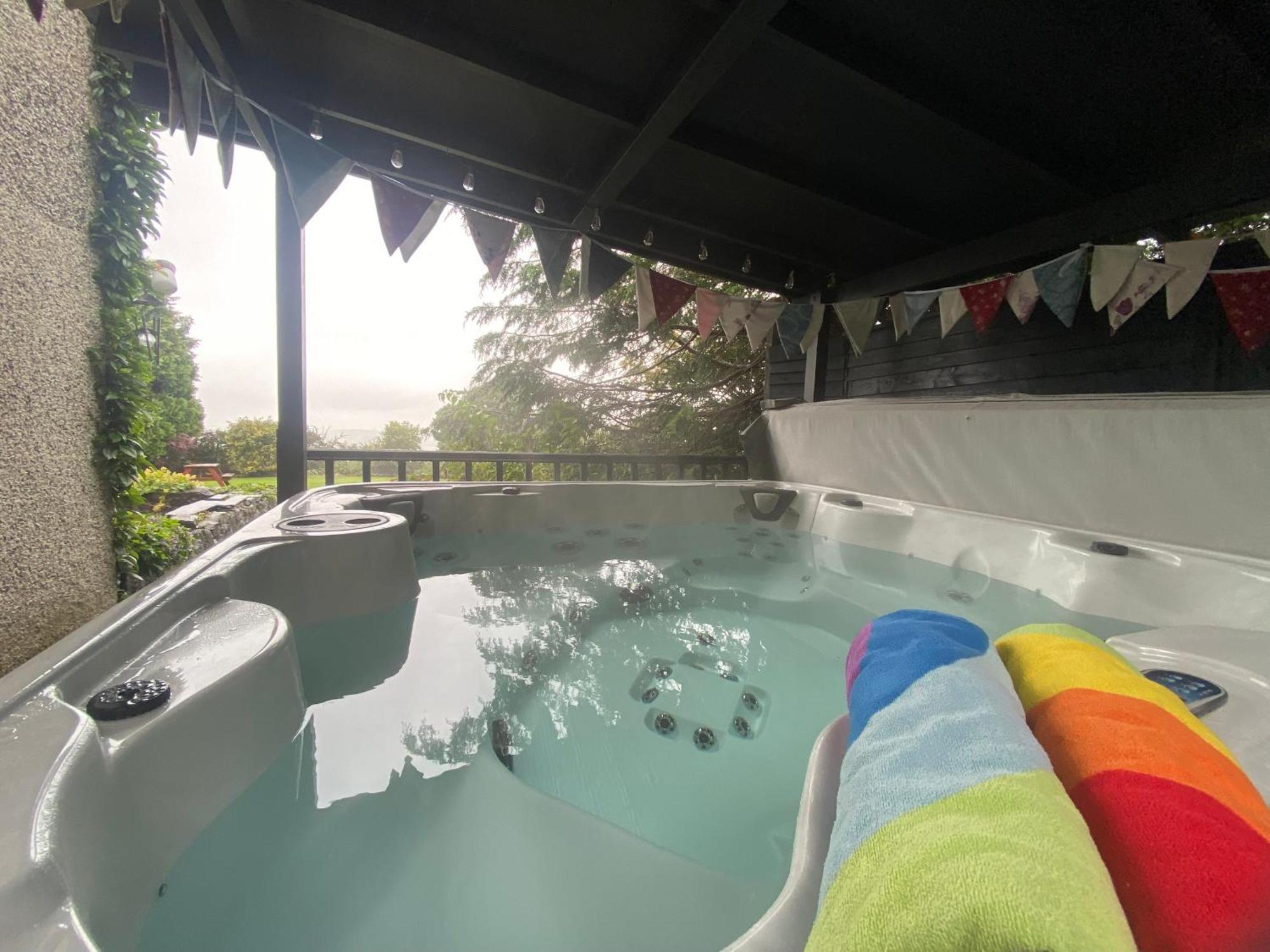 Carreg Y Garth Isaf - Hot Tub Nr Zip World Villa Bangor  Luaran gambar